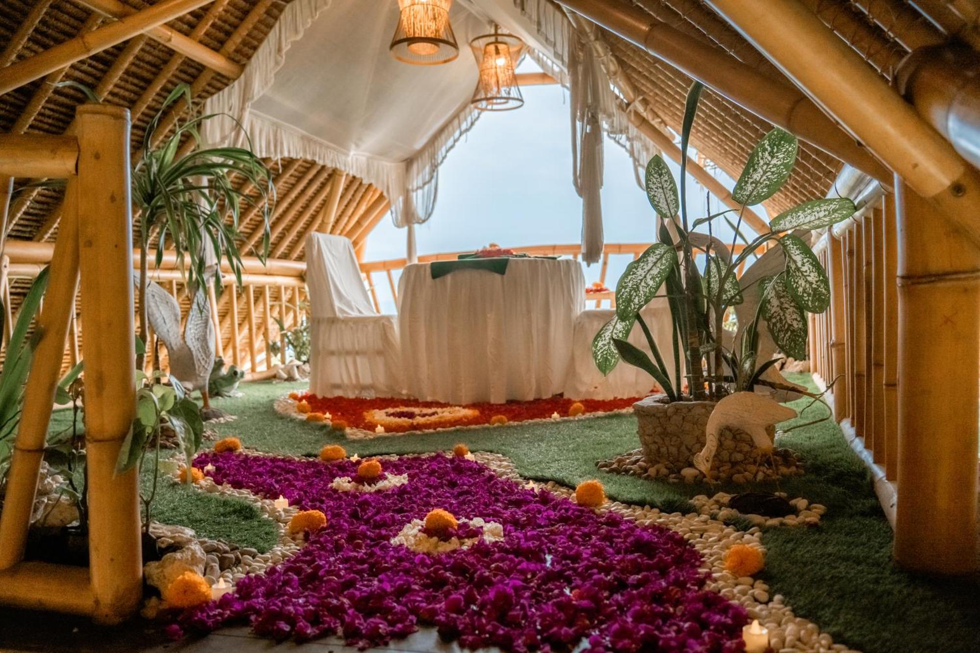 Penida Bambu Green Suites Ped Dış mekan fotoğraf